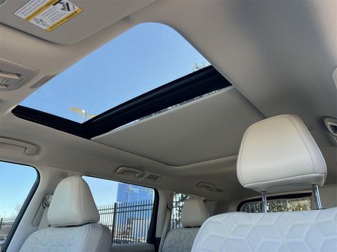 New 2026 Nissan Armada Platinum Reserve image 15