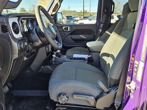 New 2026 Jeep Gladiator Sport image 3