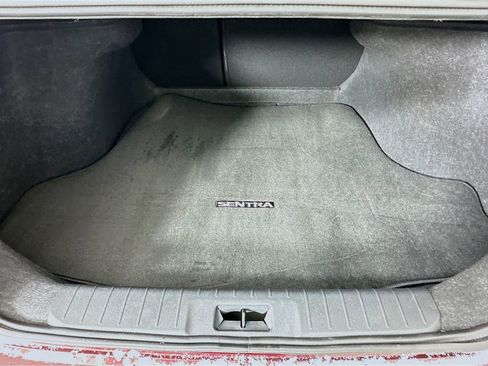 Certified 2025 Nissan Sentra SV image 32