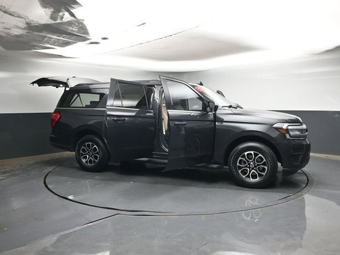 Used 2023 Ford Expedition Max XLT AWD/4WD image 52