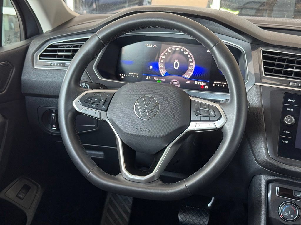 Used 2024 Volkswagen Tiguan Wolfsburg Edition AWD/4WD image 24