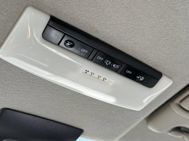 Used 2021 Nissan Kicks S FWD image 23