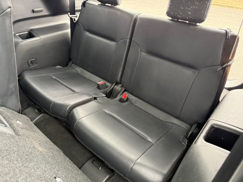 Used 2022 Mitsubishi Outlander SE image 11