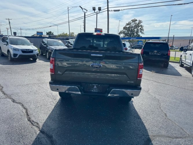 Used 2018 Ford F150 XLT w/ Equipment Group 302A Luxury AWD/4WD image 4