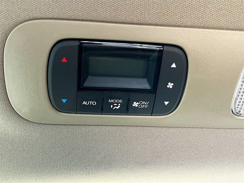 Used 2023 Honda Odyssey Elite image 27