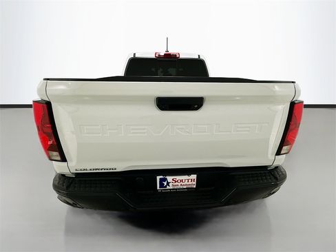 Used 2024 Chevrolet Colorado Trail Boss image 6