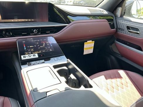 New 2026 INFINITI QX80 Autograph w/ Premium Cargo Package AWD/4WD image 27