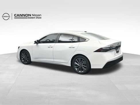 New 2026 Nissan Sentra SL w/ Floor Mat Package FWD image 3