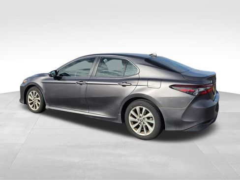 Used 2023 Toyota Camry LE w/ Convenience Package image 3