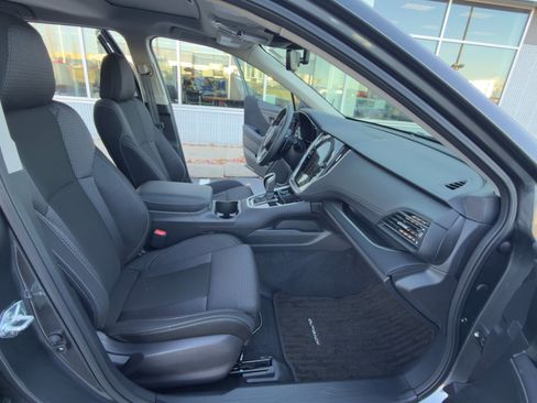 Certified 2025 Subaru Outback Premium w/ Popular Package #1A image 11