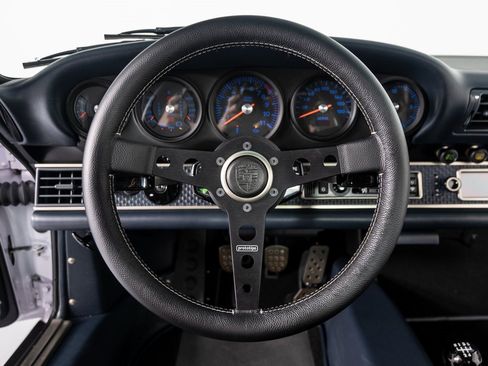 Used 1991 Porsche 911 Carrera image 23