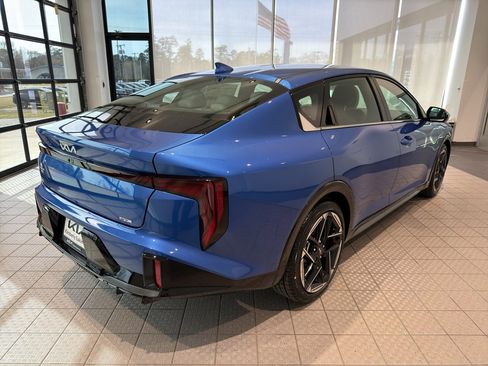 New 2026 Kia K4 GT-Line image 5
