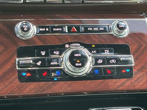 Used 2022 Lincoln Aviator Black Label Grand Touring image 30