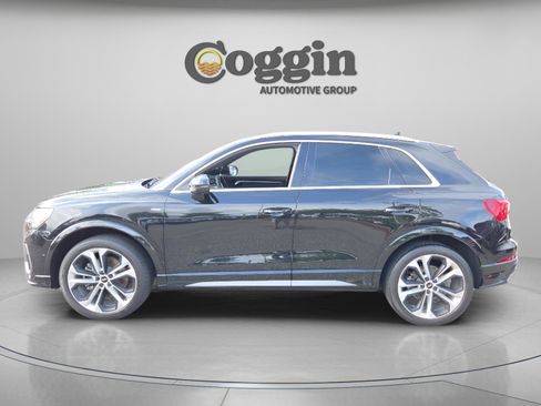 Used 2021 Audi Q3 2.0T Premium Plus AWD/4WD image 2