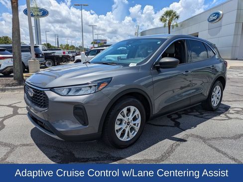 Certified 2024 Ford Escape Active w/ Tech Pack #1 FWD image 9
