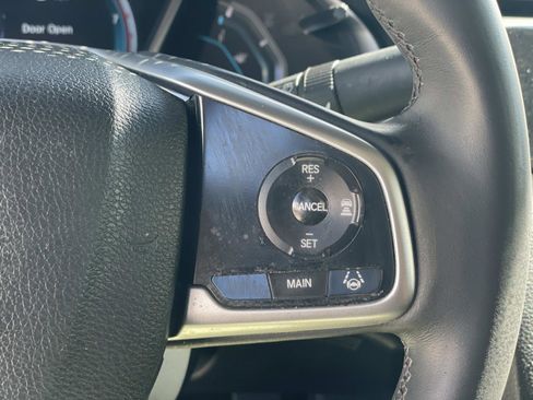 Used 2018 Honda Civic EX-T image 6