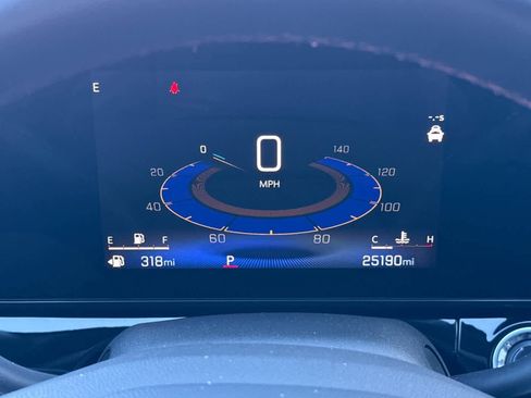 Used 2024 Chevrolet Trax RS w/ Driver Confidence Package image 27