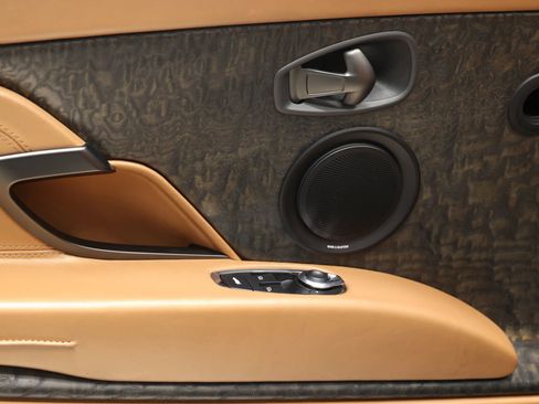 Used 2020 Aston Martin DB11 Volante RWD image 14