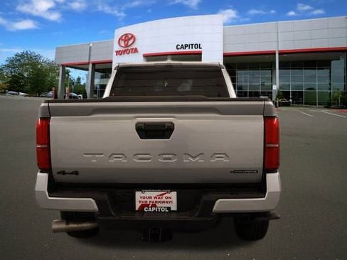 New 2025 Toyota Tacoma TRD Off-Road image 4