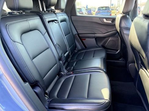 Used 2025 Ford Escape Platinum image 13