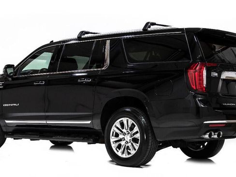 Used 2021 GMC Yukon XL Denali AWD/4WD image 4