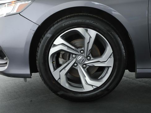 Used 2020 Honda Accord EX image 18