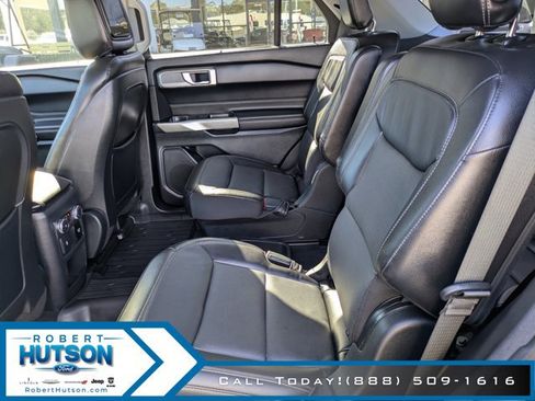 Used 2020 Ford Explorer Limited w/ Class III Trailer Tow Package image 16