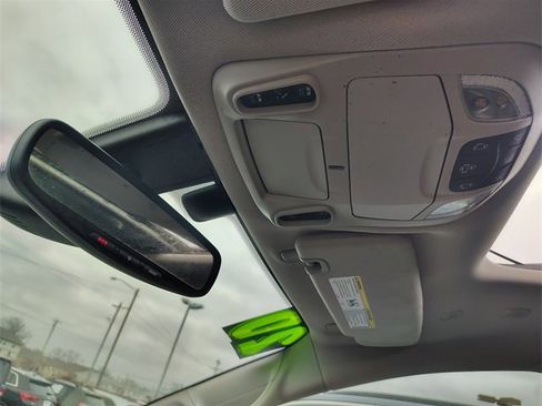 Used 2020 Chrysler Pacifica Touring-L Plus w/ Tire & Wheel Group image 28