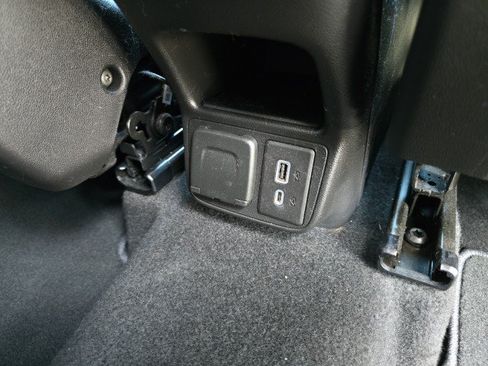 Used 2021 Chevrolet TrailBlazer ACTIV w/ Convenience Package AWD/4WD image 41