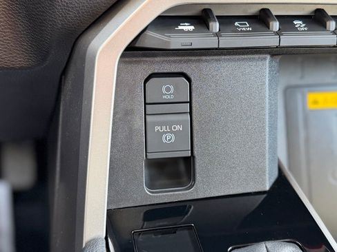 Used 2024 Toyota Tundra Limited image 19