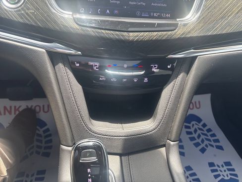 Used 2020 Cadillac XT6 Premium Luxury FWD image 24