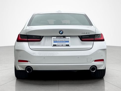 Used 2023 BMW 330i Sedan w/ Premium Package RWD image 4