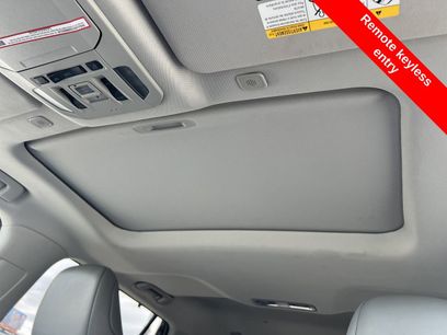 Used 2023 Toyota Highlander XLE