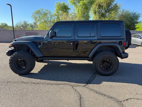 Used 2024 Jeep Wrangler Willys image 8