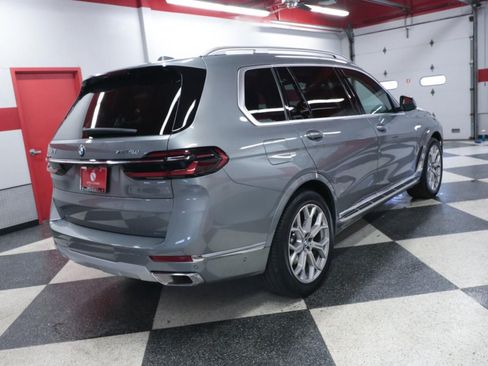 Used 2026 BMW X7 xDrive40i AWD/4WD image 7