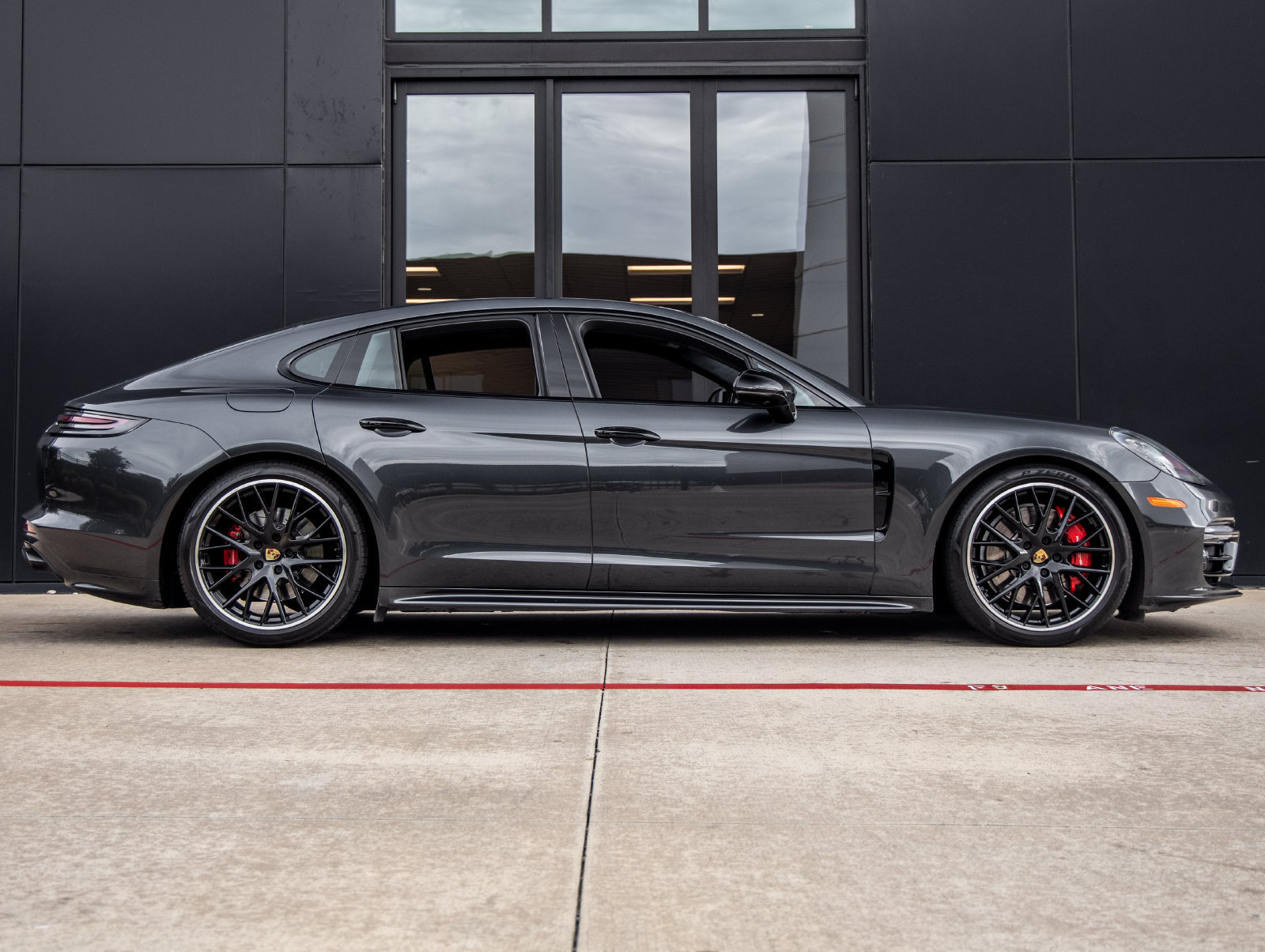 Used 2020 Porsche Panamera GTS AWD/4WD image 12