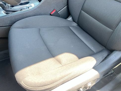 Used 2025 Chevrolet Malibu LT FWD image 18