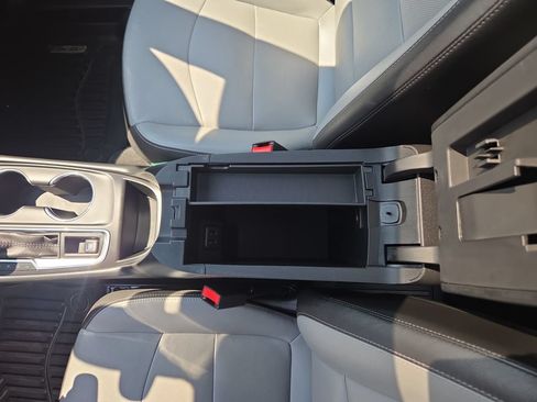 Certified 2019 Chevrolet Equinox Premier AWD/4WD image 24