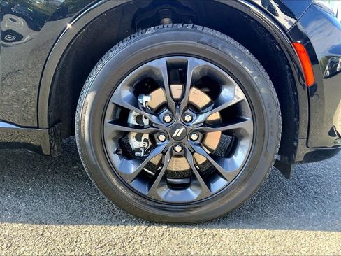 Certified 2025 Dodge Durango R/T image 10