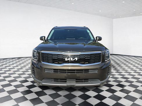 Used 2022 Kia Telluride S FWD image 2
