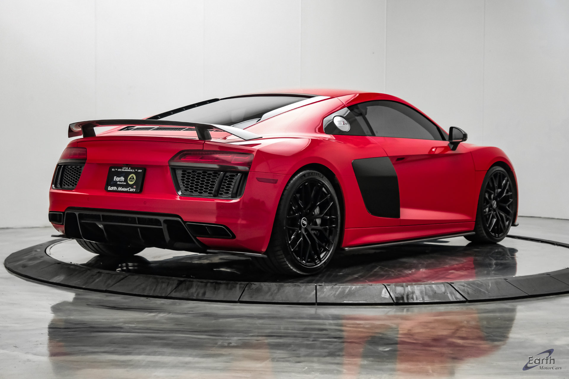 Used 2017 Audi R8 V10 plus AWD/4WD image 14