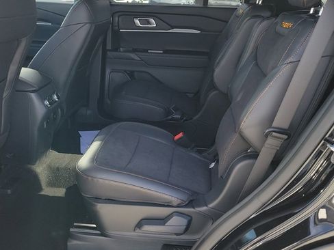 New 2026 Ford Explorer Tremor w/ Tremor Convenience Package image 7