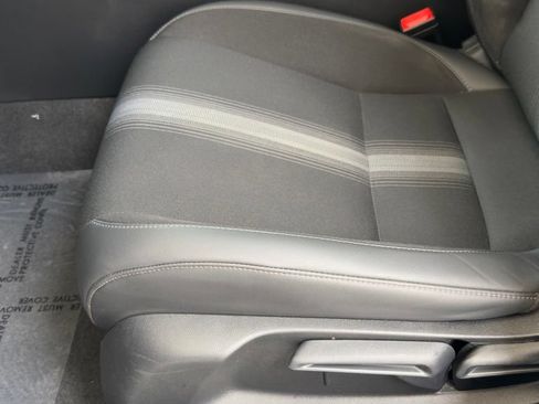 Used 2023 Honda Civic Sport image 6