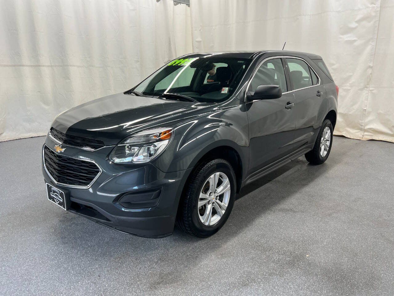 Used 2017 Chevrolet Equinox LS FWD image 1