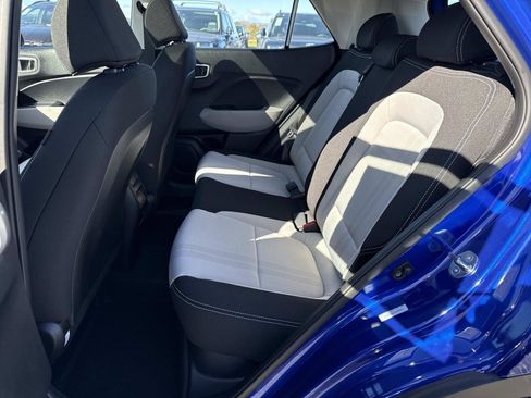 New 2026 Hyundai Venue SEL image 9