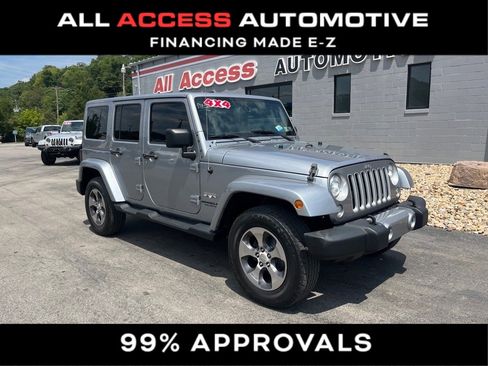 Used 2017 Jeep Wrangler Unlimited Sahara w/ Connectivity Group image 2