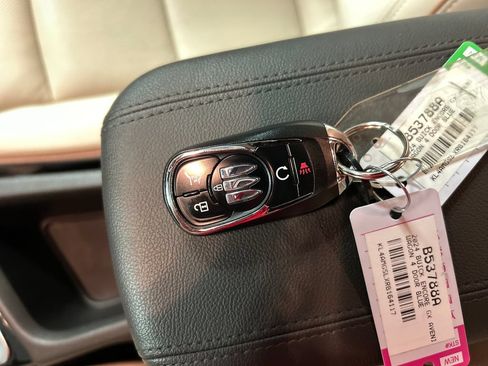 Used 2024 Buick Encore GX Avenir w/ Avenir Technology Package AWD/4WD image 22