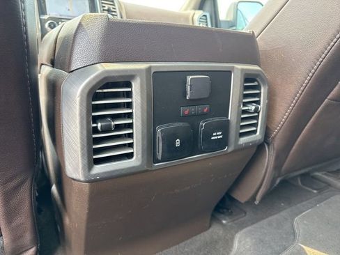 Used 2019 Ford F150 Limited image 41