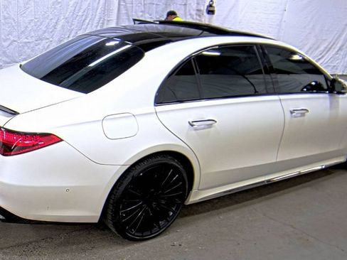 Used 2023 Mercedes-Benz S 580 4MATIC Sedan image 4