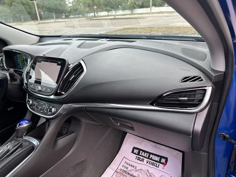 Used 2016 Chevrolet Volt Premier w/ Driver Confidence Package image 32